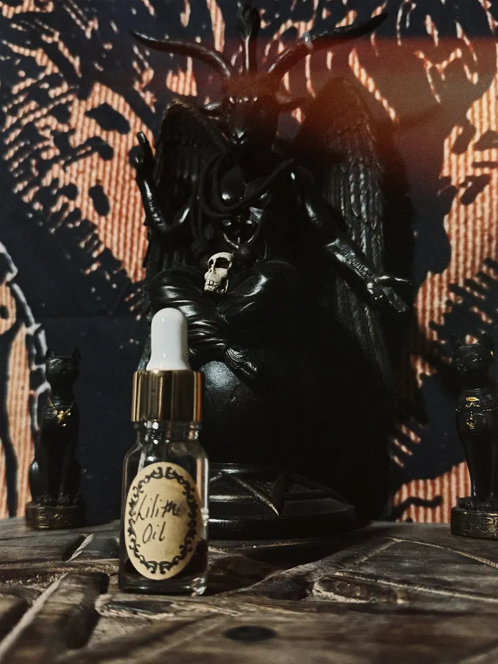 Lilith Oil product image (2)