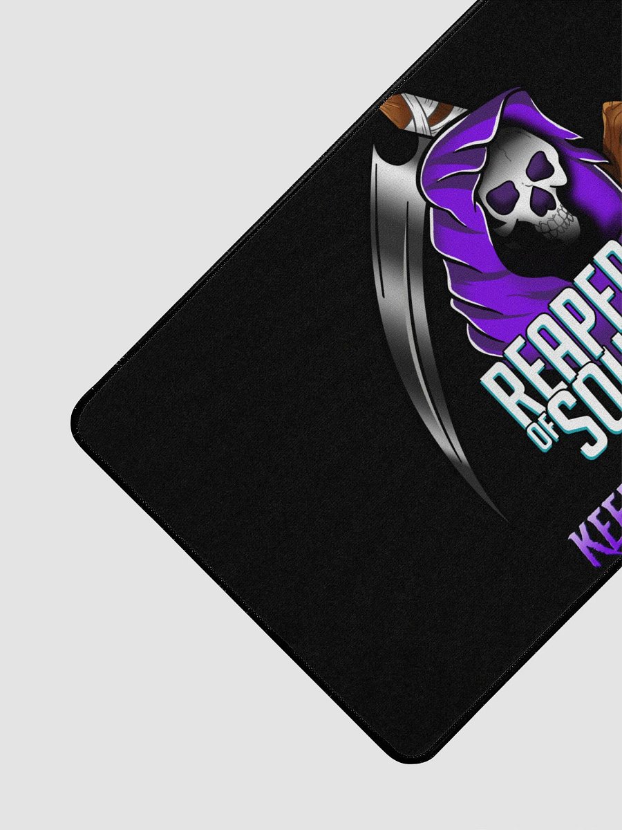 KEEP PRESSING W DESKMAT product image (2)