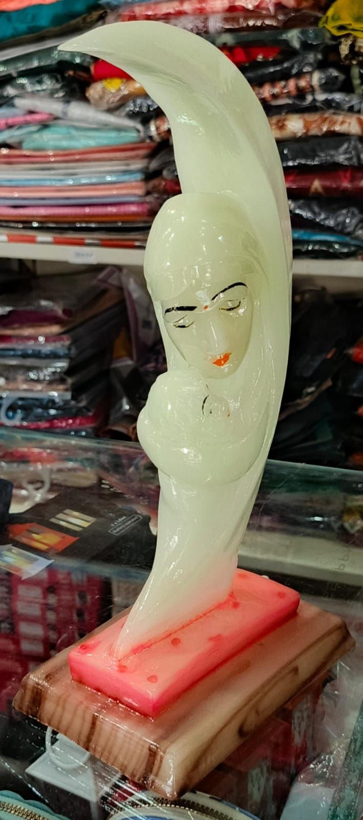 MOTHER IDOL product image (4)