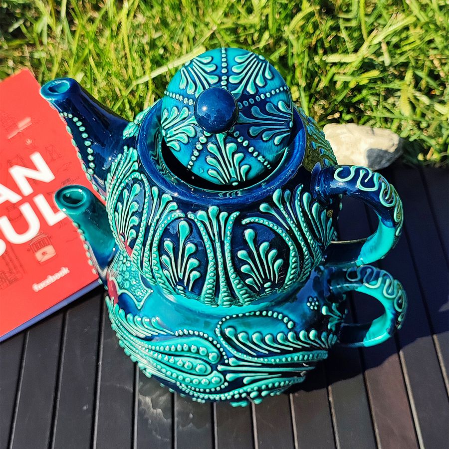 Handcrafted Ceramic Turquoise Teapot – Unique Artisanal Pottery for Tea Lovers product image (5)