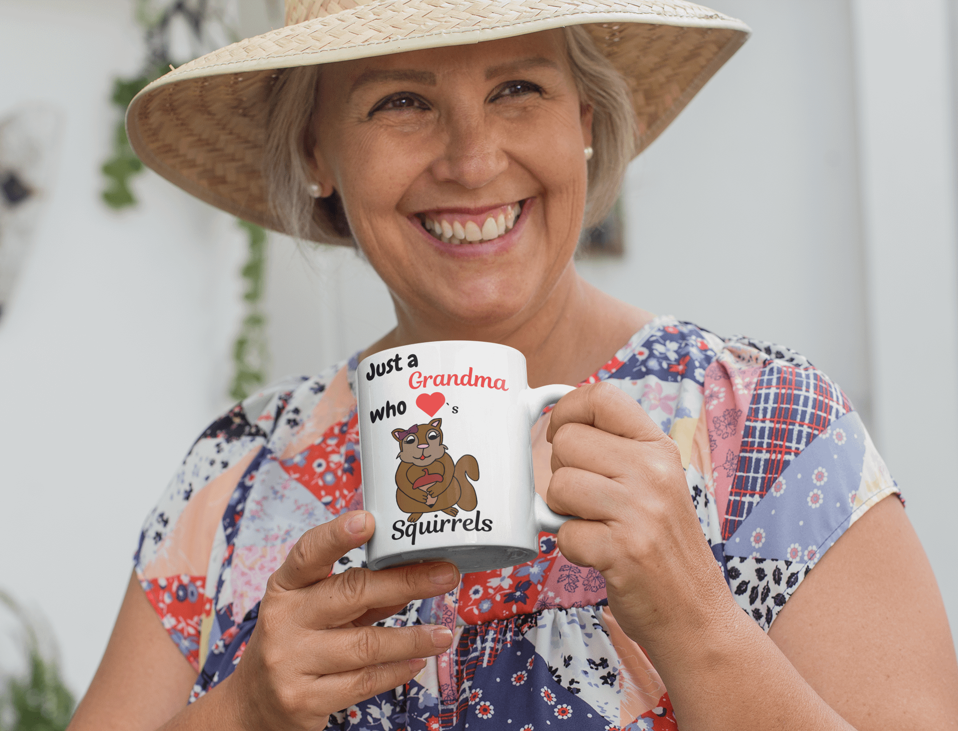 Just a Grandma Who Loves Squirrels – Funny Coffee Mug for Animal Lovers product image (1)