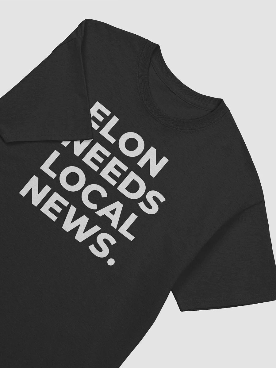 Local News Shirt - DARK product image (9)