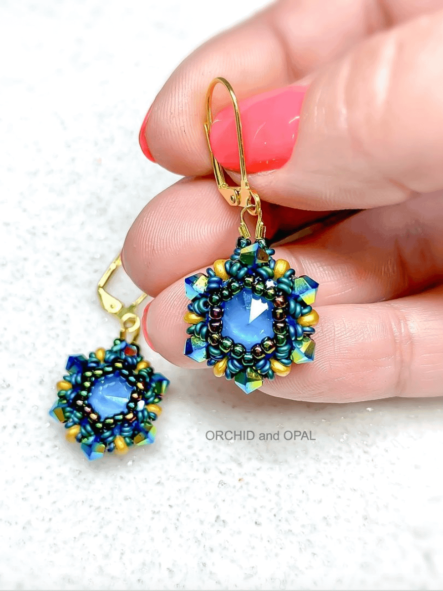 Beading Pattern – Royal Plumage Earrings product image (1)