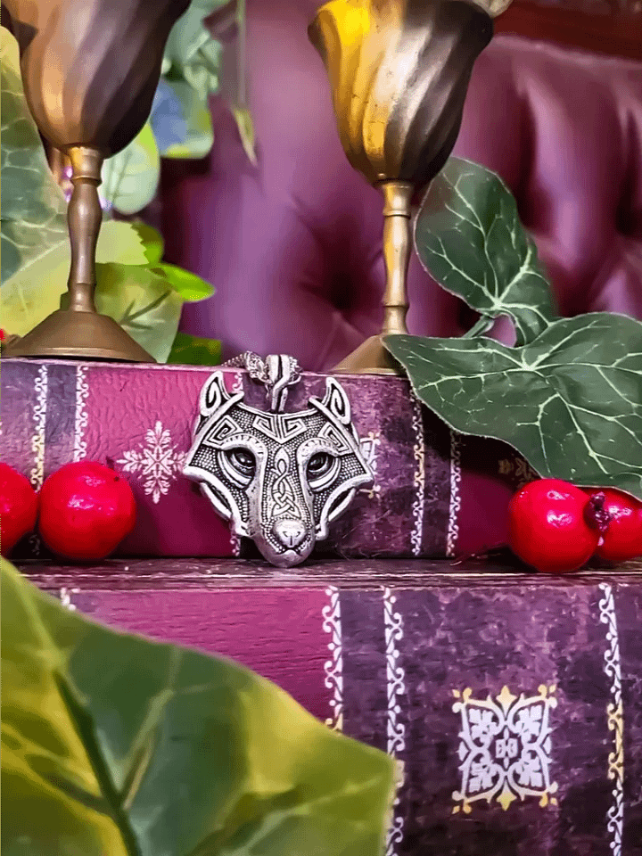 The Armored Kingdom Wolf Necklace product image (1)
