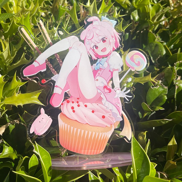 Mimi Cupcake Acrylic Standee [PREORDER] product image (2)