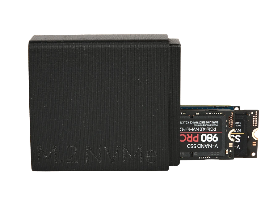 HomeLab Gear 8x NVMe Holder product image (4)