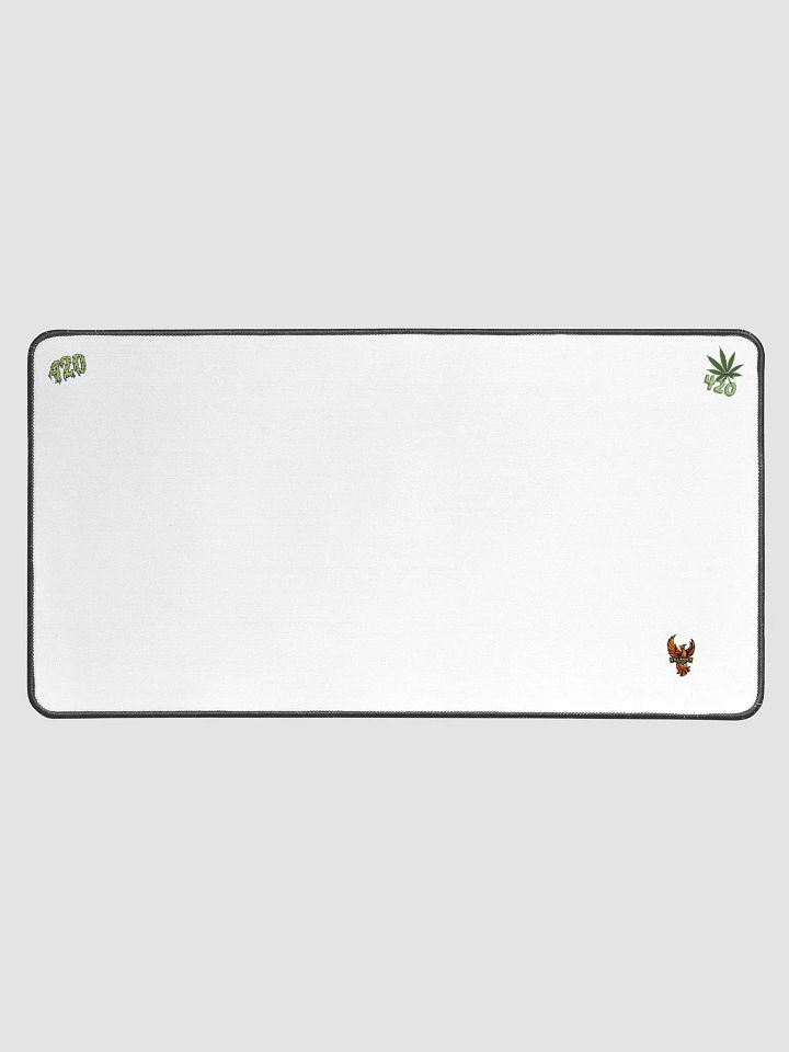 Alfombrilla Team 420 product image (2)