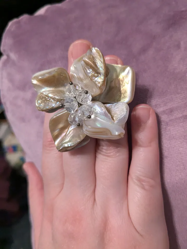 Champagne Flower Adjustable Ring product image (1)