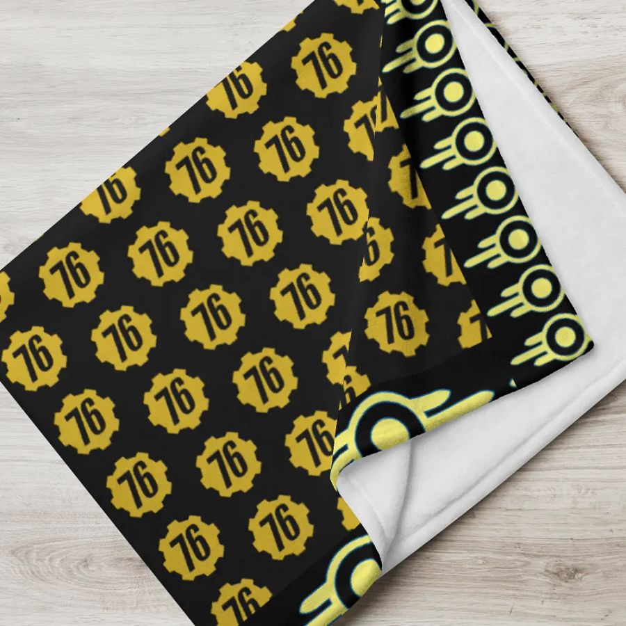 Vault Tec Vault 76 Welcome Throw product image (17)