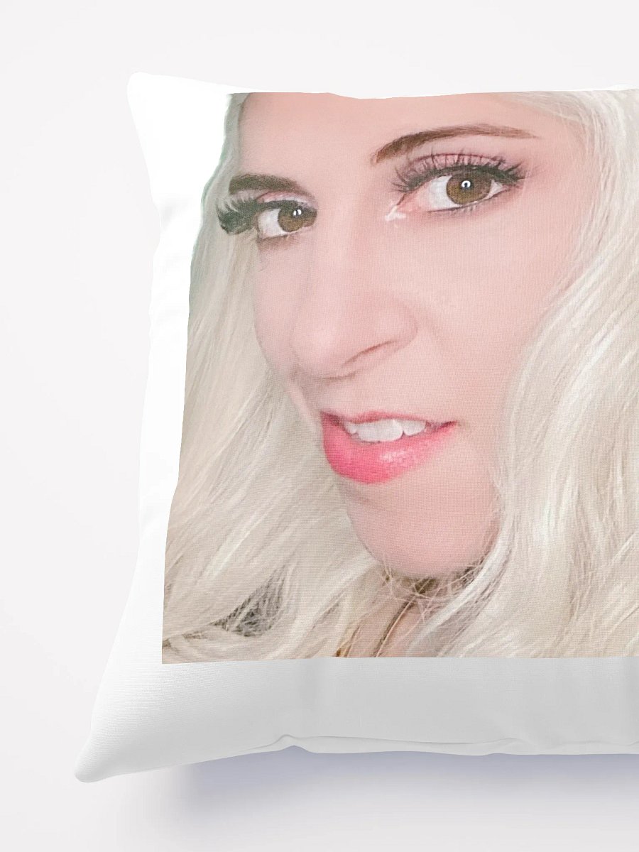 Blainey Pillow product image (4)