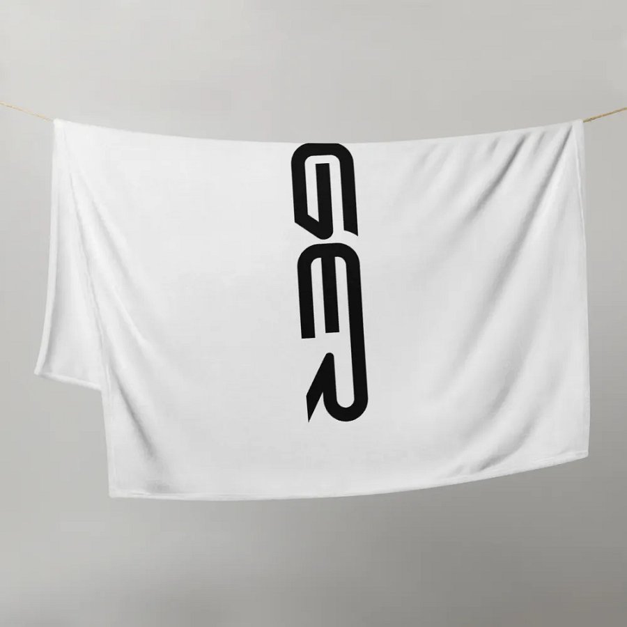 Modern Throw Blanket product image (21)