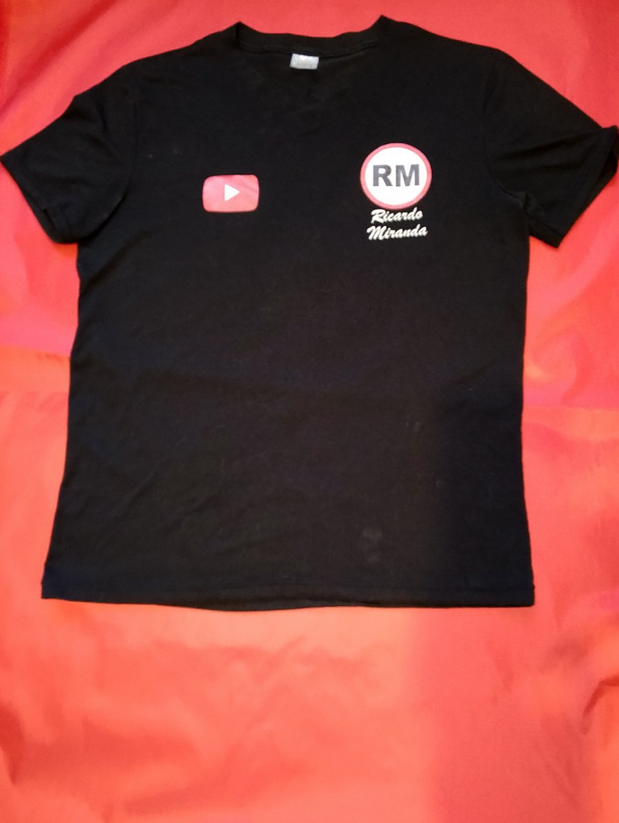 Camiseta RM product image (1)