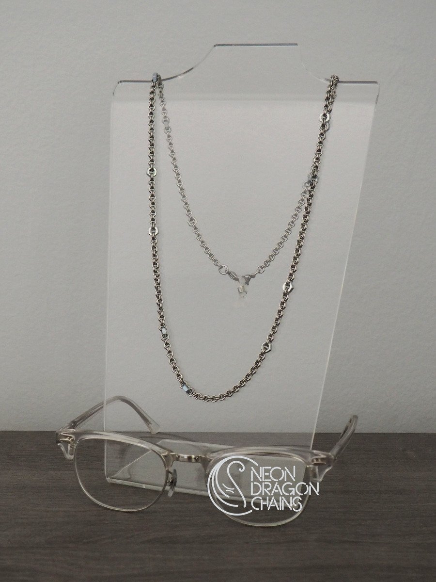 Dark Moon Glasses Chain product image (4)
