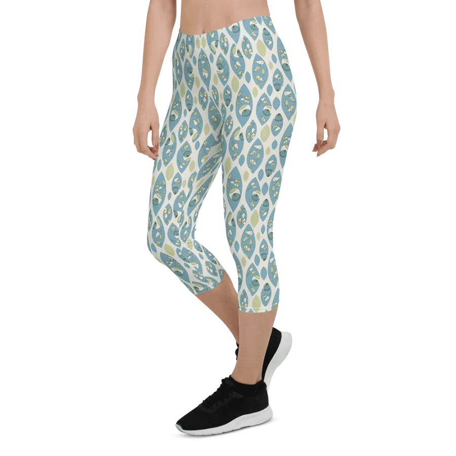 Chilly Summer | Capri Leggings product image (4)