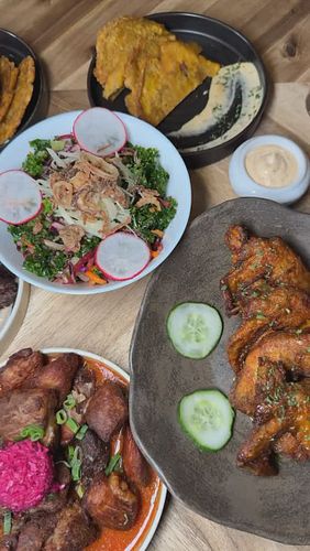 Today we pulled up to @pikliz.mtl to try out their elevated modern Haitian food. 
I truly do believe this was the best Haitia...