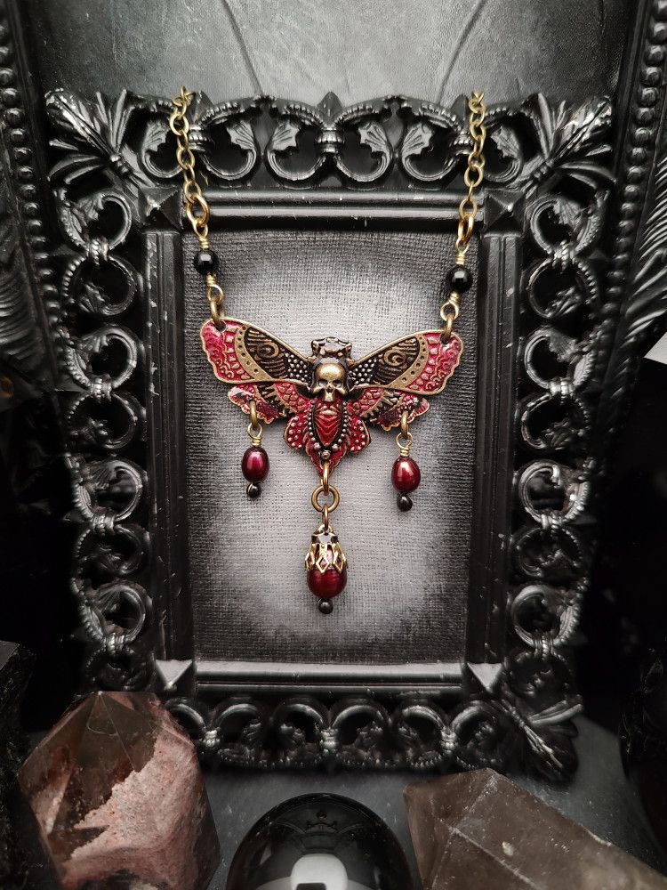 Familiars - Blood Bronze Moth product image (1)