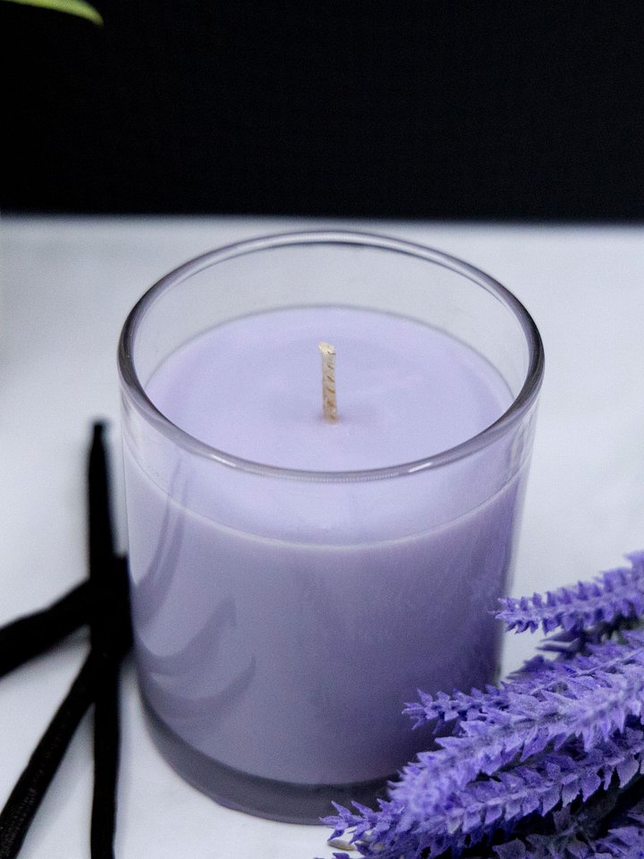 Lavender Vanilla Candle product image (2)