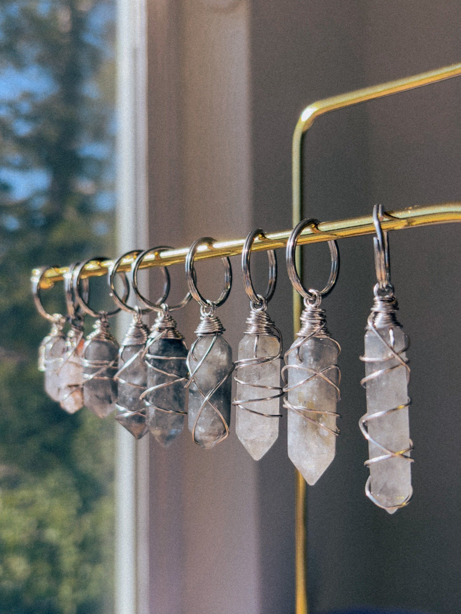 i feel Grounded - Cloudy quartz key ring product image (1)