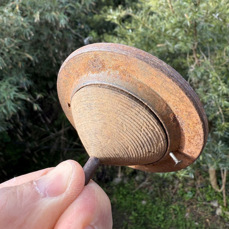 🎎 Antique Japanese Battling Top – Hand-Turned Wood and Iron Koma product image (4)
