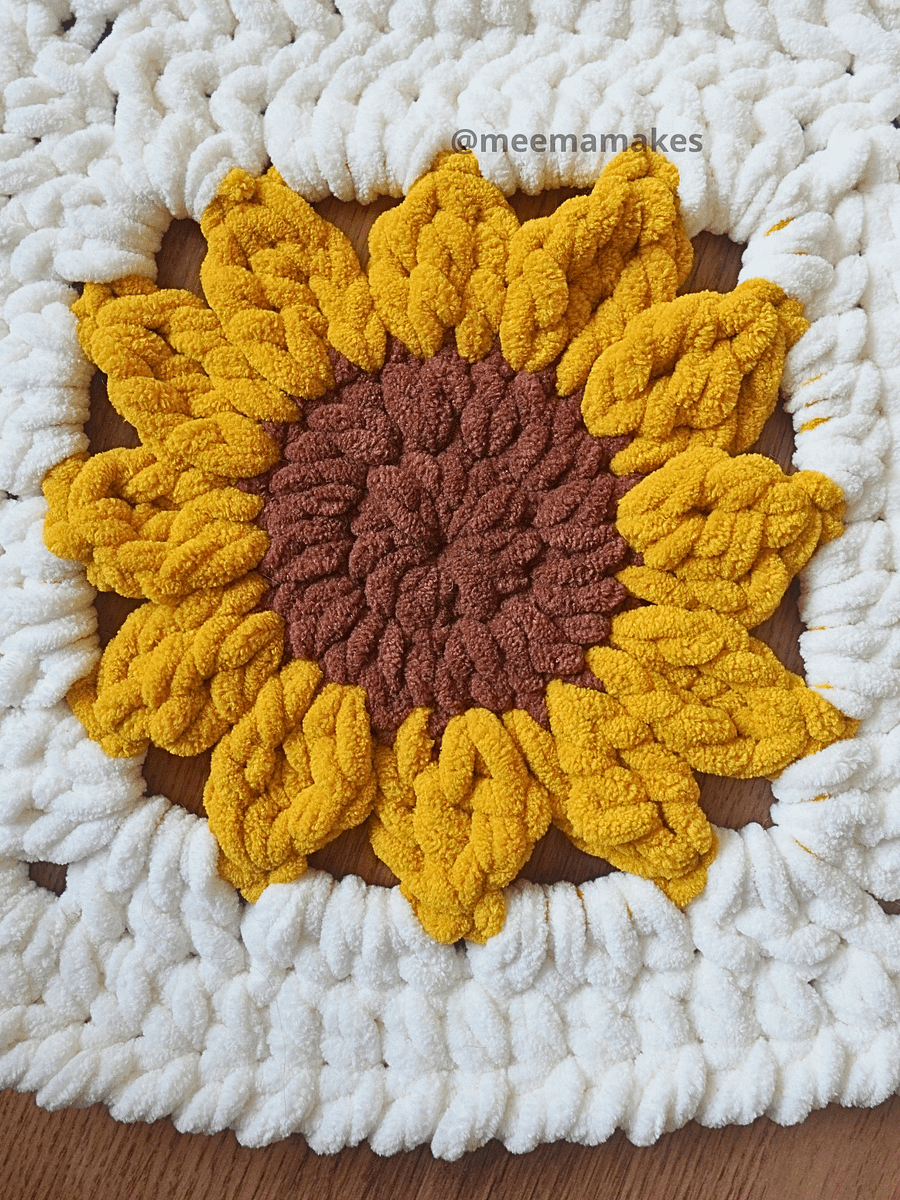 Sunflower Squish Blanket/Rug Pattern product image (2)