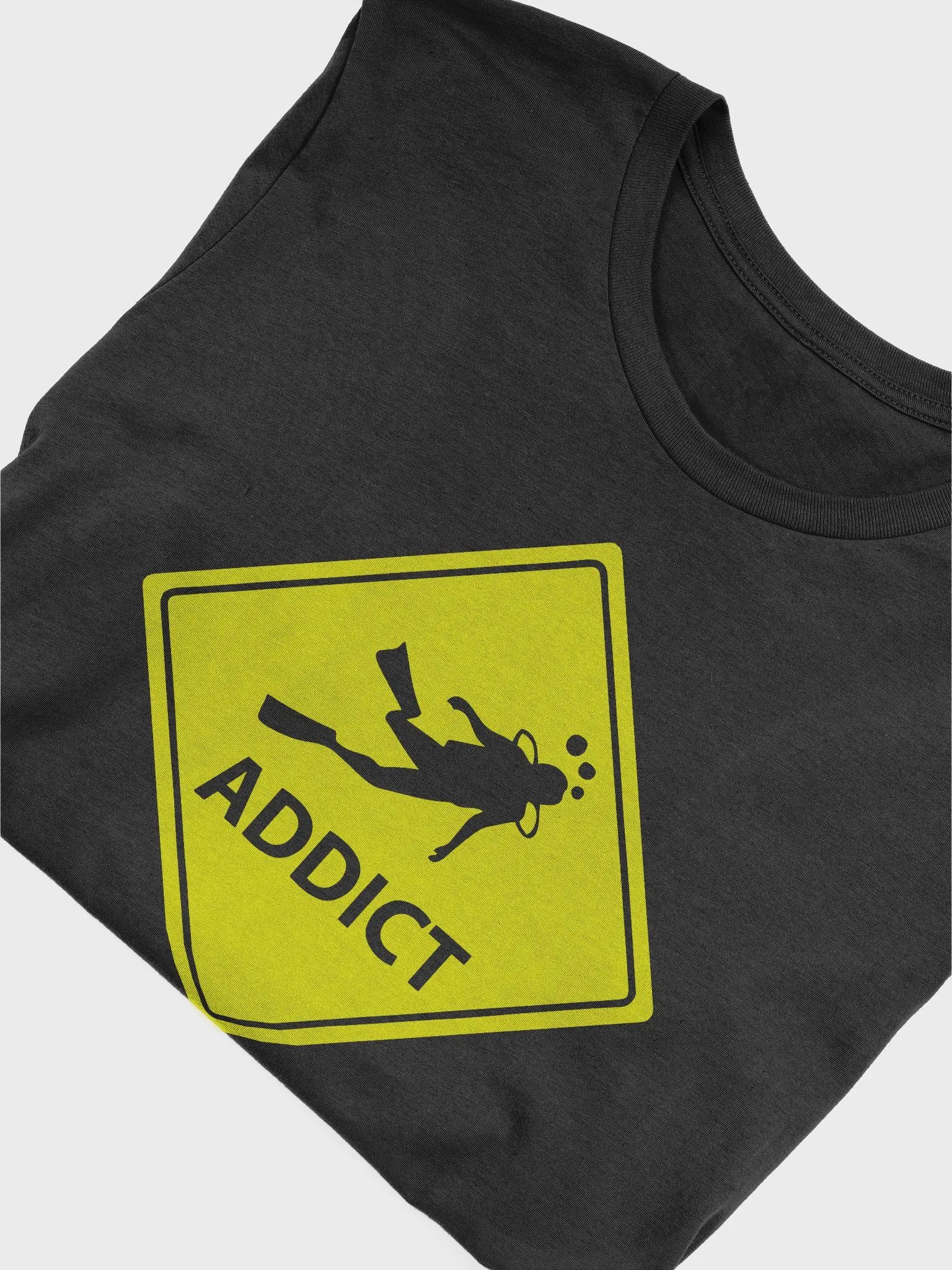 Dive Addict T-Shirt product image (5)