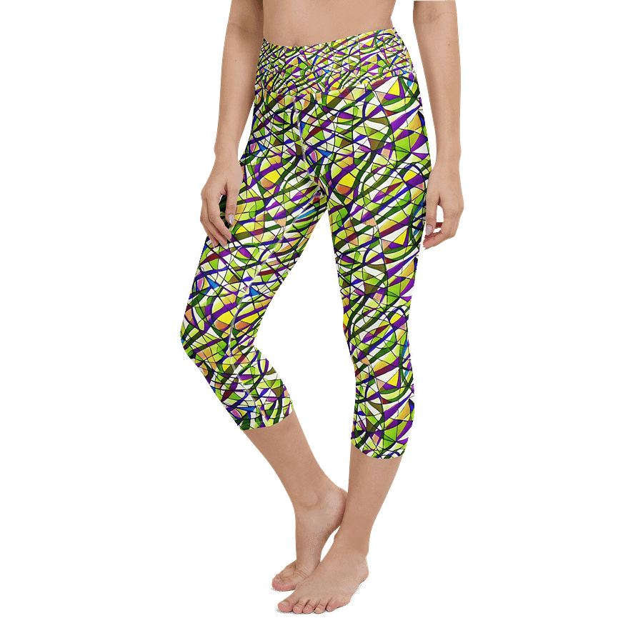 stained Glass Pattern Capri Leggings product image (6)