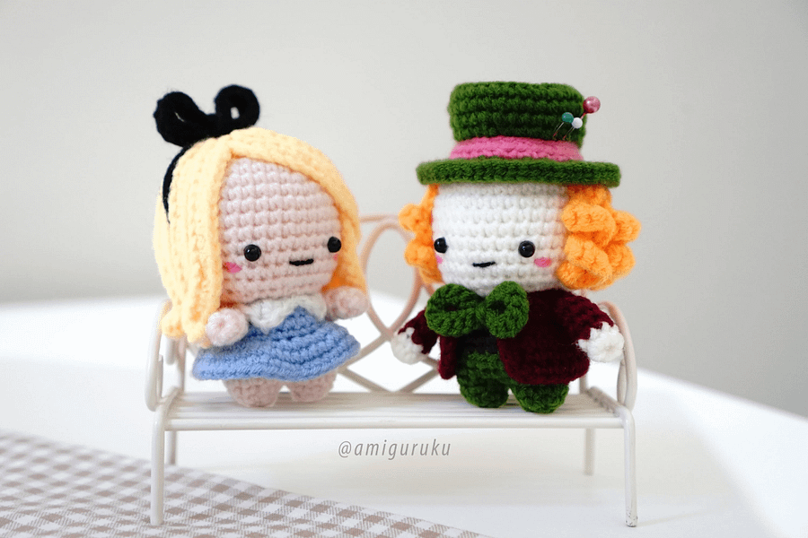 Alice and Mad Hatter - PDF Pattern product image (5)