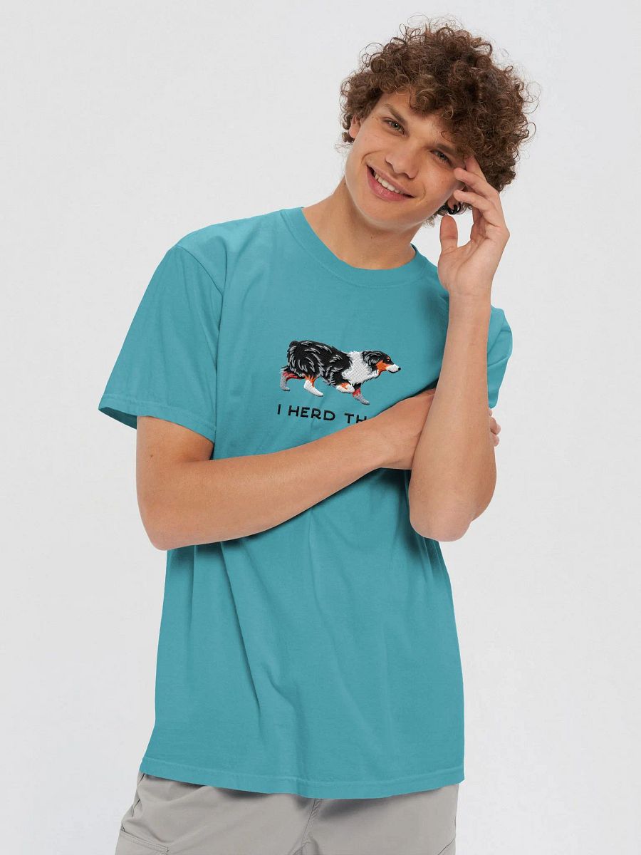 I Herd That T-Shirt(Embroidered) of an Australian Shepherd(Tricolor) product image (6)