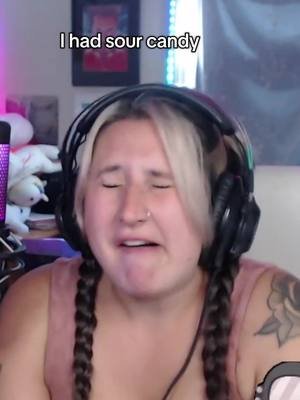 I like it 🥴 #twitch #streamer #sourcandy #funny #comedy 