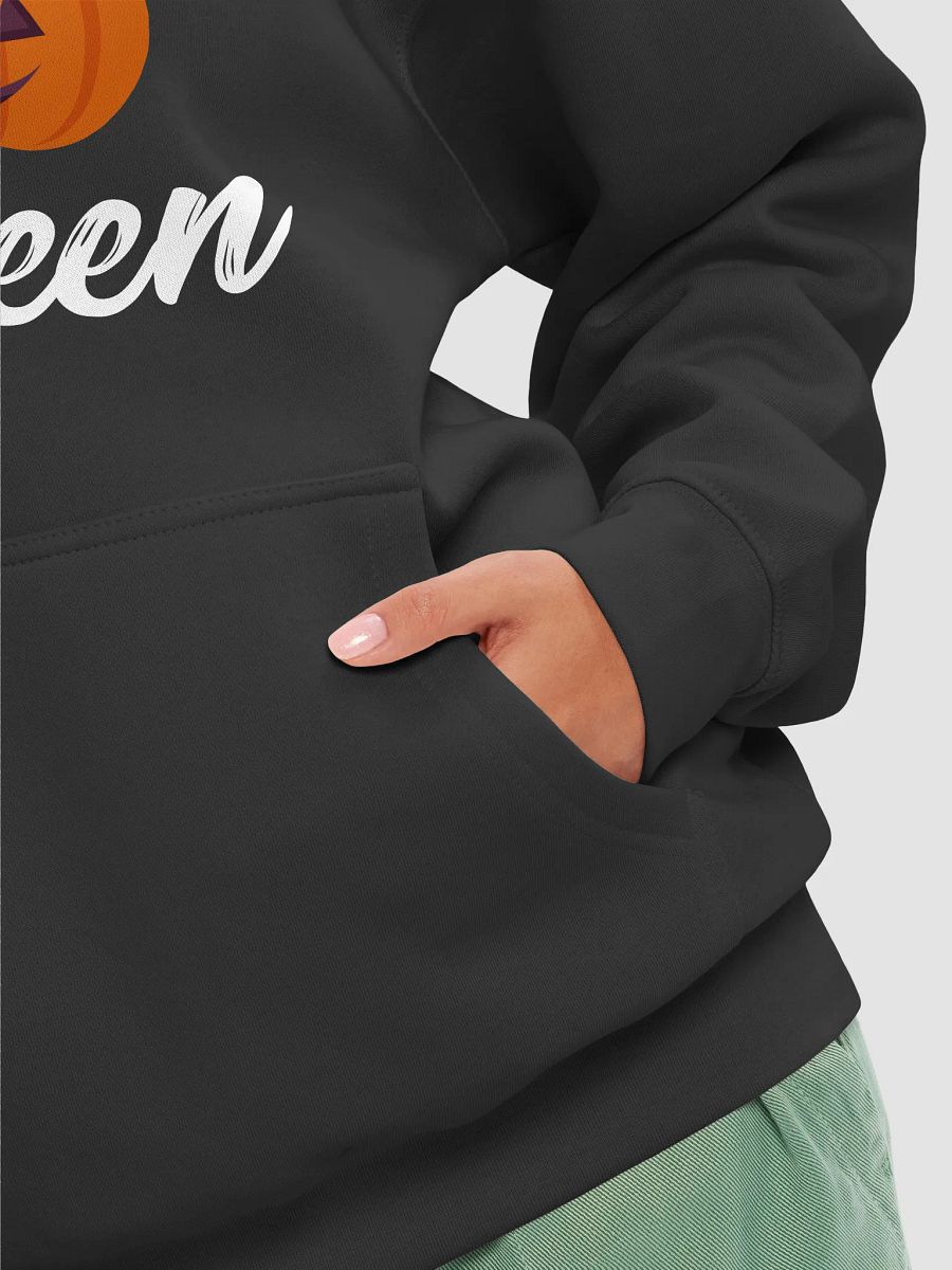 👑 Pumpkin Queen | Cute Halloween Fall Shirt | Fun Pumpkin Crown Graphic product image (8)