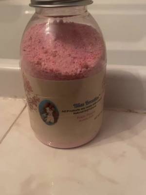 Rose scented bubble dust will create soft bubbles in an enchanted water like the foamy bubbles a wave creates as it collides with the shore. It smells amazing too!#creatorsearchinsights 