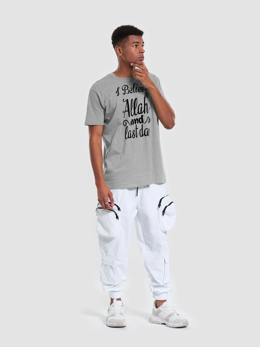RelaxFit Unisex Tee: Express Yourself in Style! product image (3)