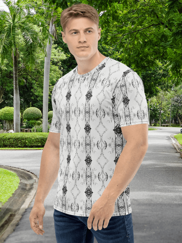 Ornate Monochrome Symmetry T-Shirt product image (2)