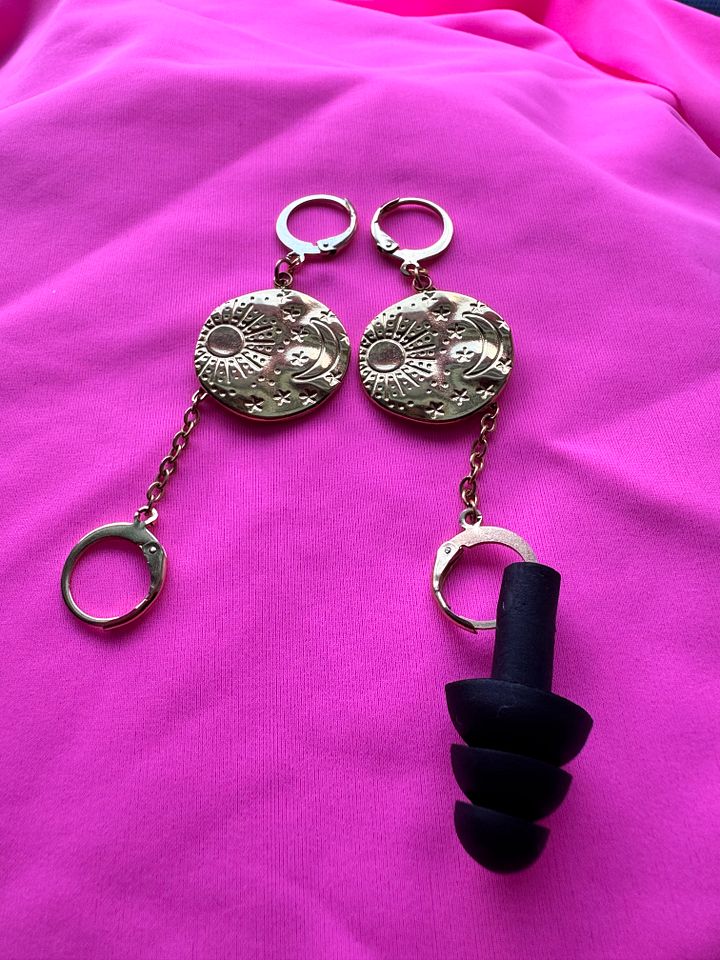 18k Gold Plated Sun Disk Bass Busterz Earrings product image (1)