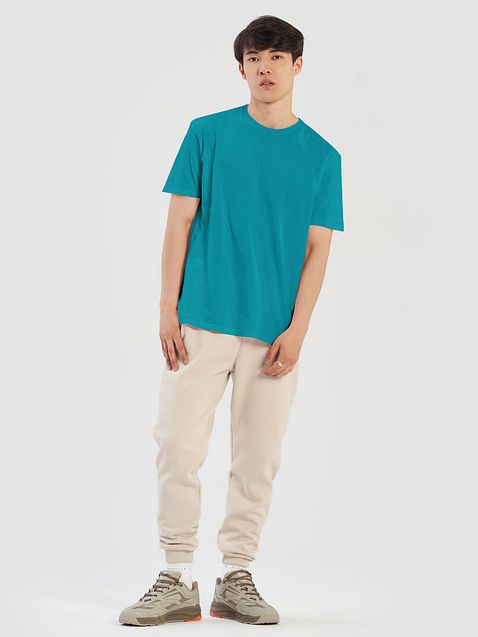 Photo showing Gildan Unisex Softstyle T-Shirt