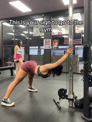 See you there 💪 #gym #gymhumor #stretch #flexible #split @MERCY!!!! 