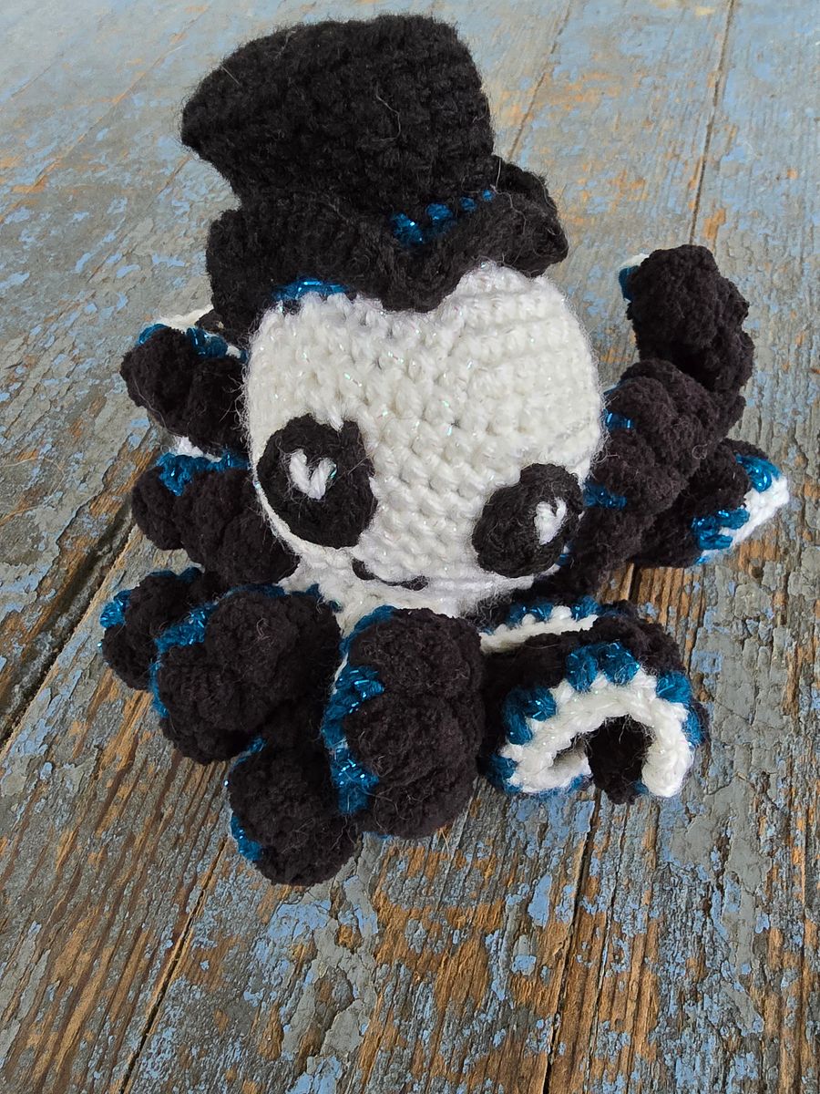Dressed up Octopus couple Plushies 🐑 product image (3)