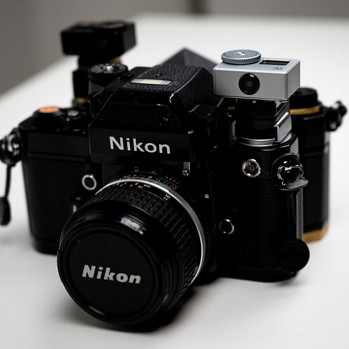#NikonF #NikonF2 #NikonFilm #nikonFilmCamera #Doomo #doomolightmeter #filmcamera #youtube #nikonusa #kodakportra400 Light met...