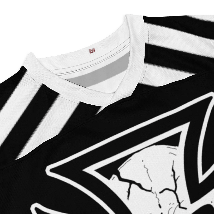 Maltese cross and skull hockey jersey product image (4)