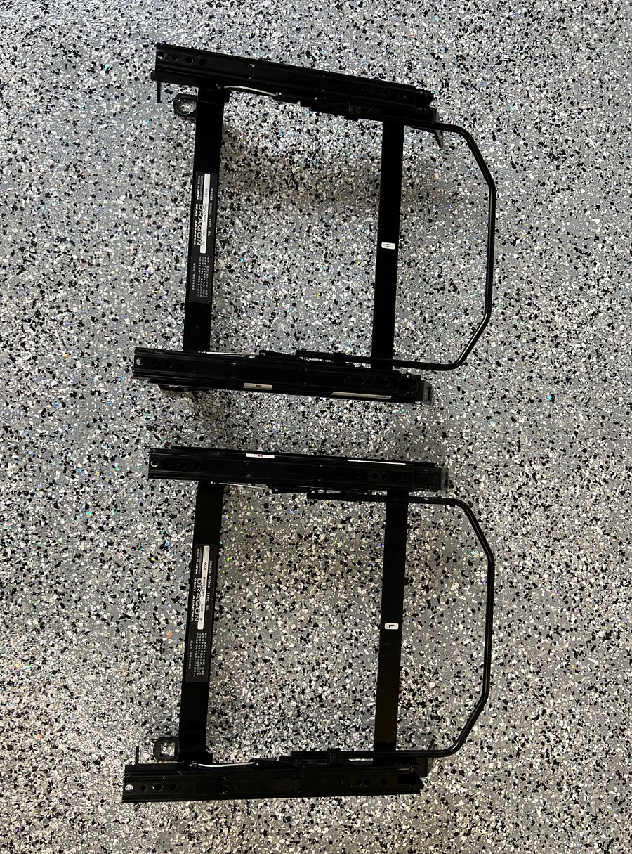 86-93 Mazda B2200/B2000 JDM Dragon Seat Adapter product image (3)