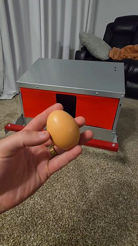 Check out the Hen Gear nesting box and save $15 on your order with the promo code ARCTICVETTE