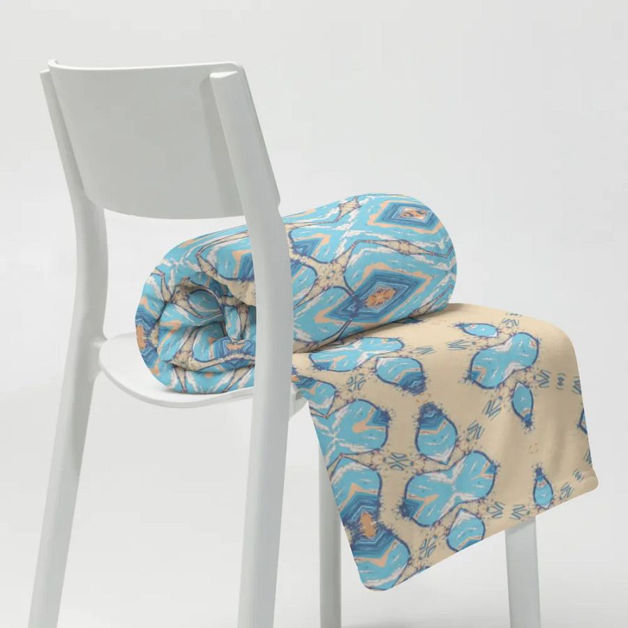 Blue & Cream Diamond Metamorphosis Throw Blanket product image (8)