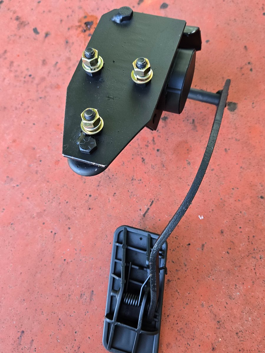 UTX Squarebody DBW LS Swap Accelerator Pedals product image (3)