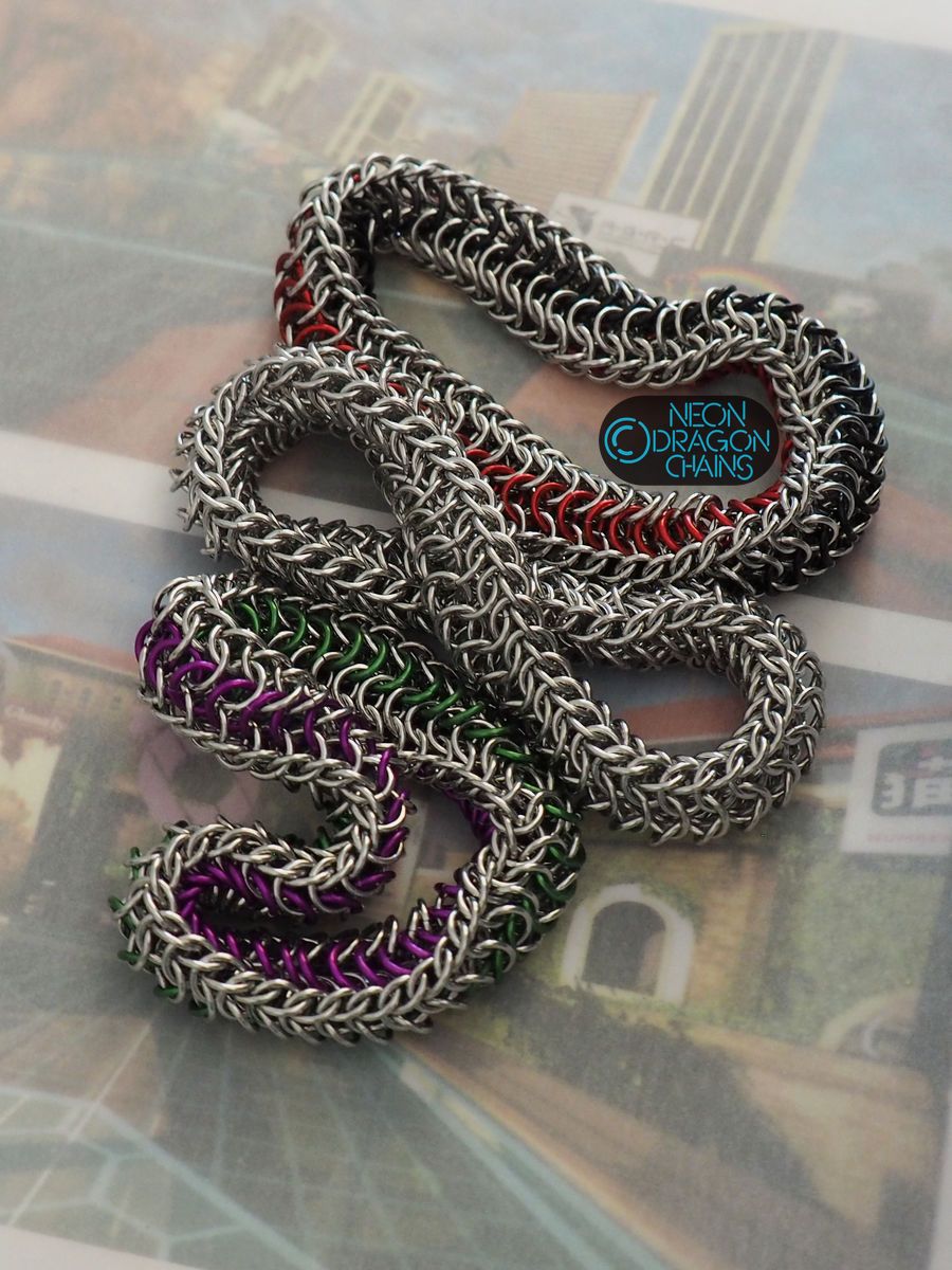 Mobius Fidget Toy / Steel Stripes product image (6)