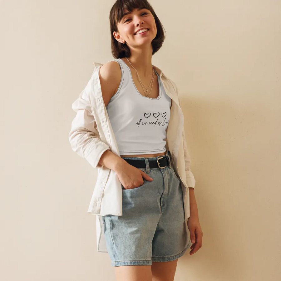 All we need is love | Cropped tank top product image (3)