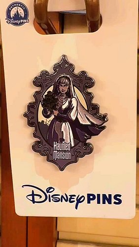 👻✨ Get ready to see some of the NEWEST Disney Pins we’ve spotted at Walt Disney World! We spotted some spooky 👻 Haunted Mansi...