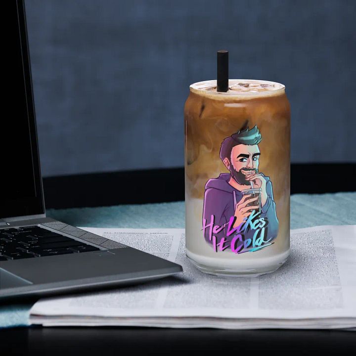 He Likes It Cold Can Glass product image (1)