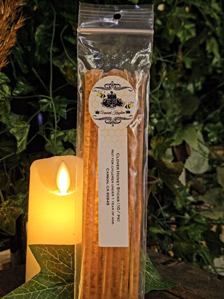 The Armored Kingdom Clover Honeysticks product image (1)