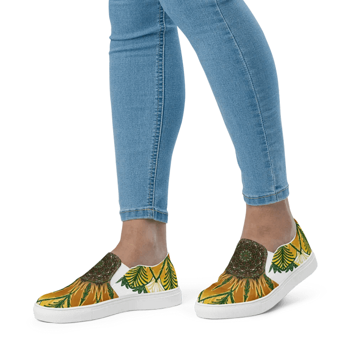Symmetry Serenity Women's Canvas Shoes product image (2)