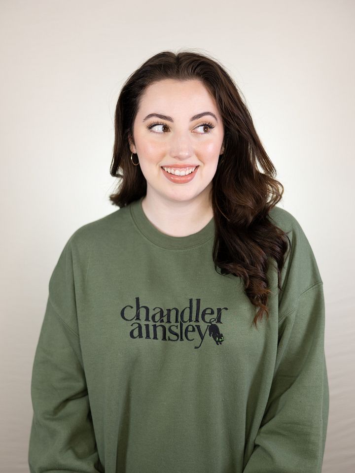 Chandler Ainsley Embroidered Logo Sweatshirt product image (1)